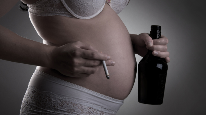 ha a terhes nők abbahagyják a dohányzást)